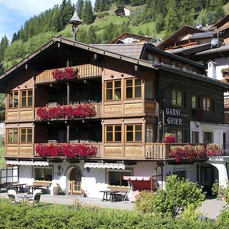 Garni Hotel Geier Santa Cristina Val Gardena Exterior foto