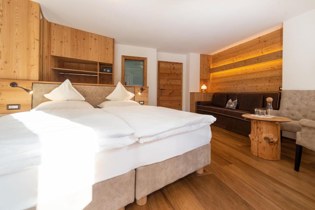 Garni Hotel Geier Santa Cristina Val Gardena Exterior foto