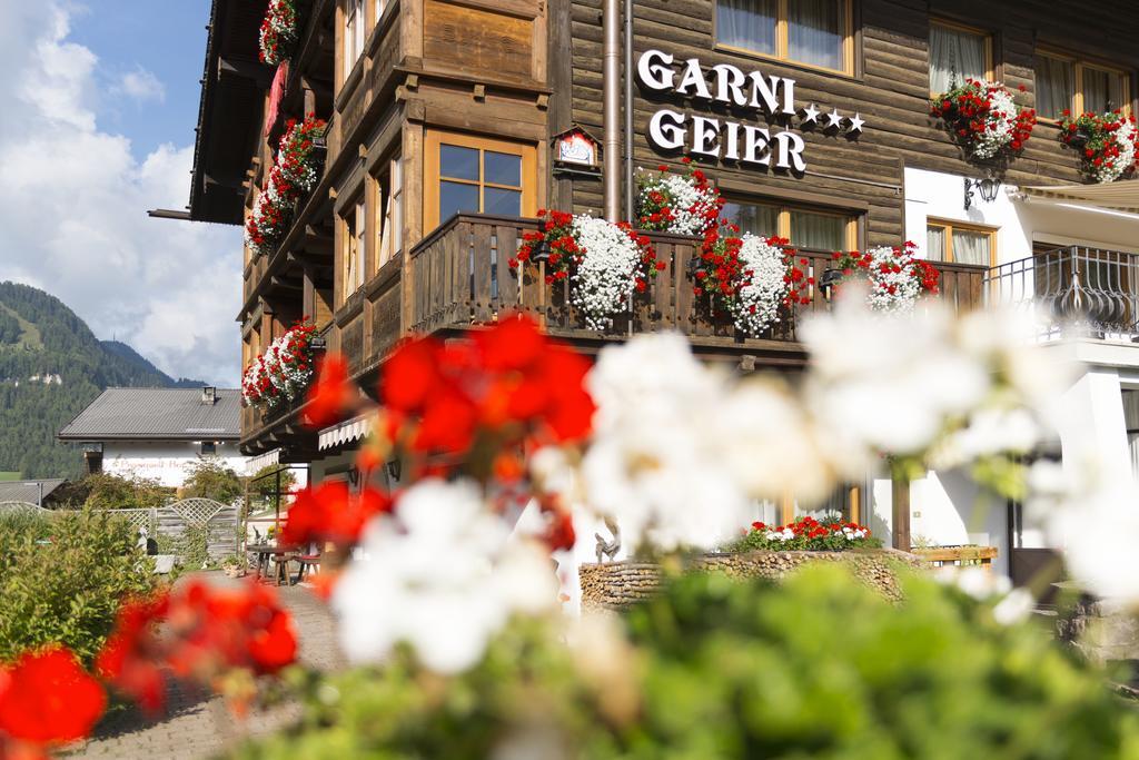 Garni Hotel Geier Santa Cristina Val Gardena Exterior foto